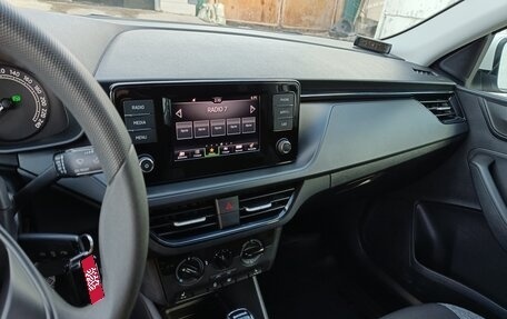 Skoda Rapid II, 2021 год, 1 650 000 рублей, 12 фотография