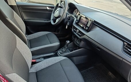 Skoda Rapid II, 2021 год, 1 650 000 рублей, 14 фотография