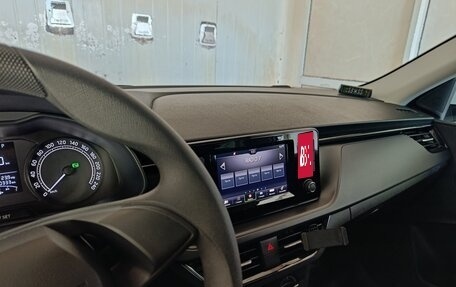 Skoda Rapid II, 2021 год, 1 650 000 рублей, 13 фотография