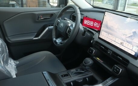 Toyota RAV4, 2026 год, 4 420 000 рублей, 6 фотография