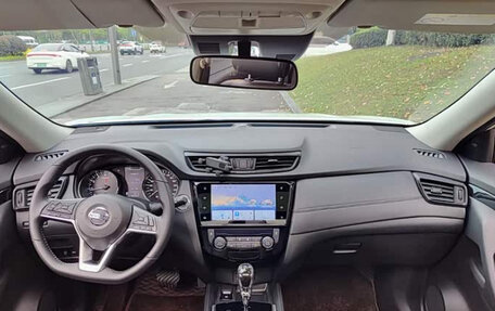 Nissan X-Trail, 2022 год, 2 000 000 рублей, 6 фотография