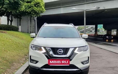 Nissan X-Trail, 2022 год, 2 000 000 рублей, 2 фотография