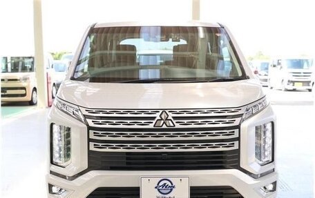 Mitsubishi Delica D:5 I, 2023 год, 2 880 000 рублей, 2 фотография