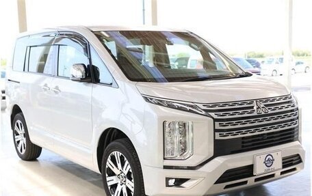 Mitsubishi Delica D:5 I, 2023 год, 2 880 000 рублей, 3 фотография