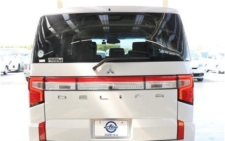 Mitsubishi Delica D:5 I, 2023 год, 2 880 000 рублей, 5 фотография