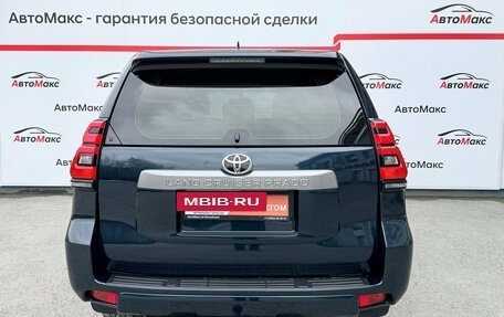 Toyota Land Cruiser Prado 150 рестайлинг 2, 2018 год, 3 990 000 рублей, 3 фотография
