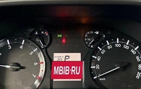 Toyota Land Cruiser Prado 150 рестайлинг 2, 2018 год, 3 990 000 рублей, 10 фотография