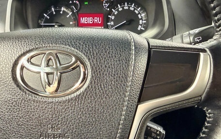 Toyota Land Cruiser Prado 150 рестайлинг 2, 2018 год, 3 990 000 рублей, 16 фотография
