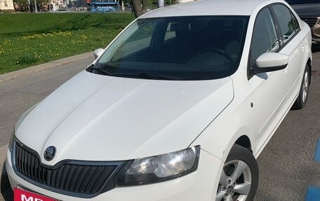 Skoda Rapid I, 2014 год, 940 000 рублей, 3 фотография