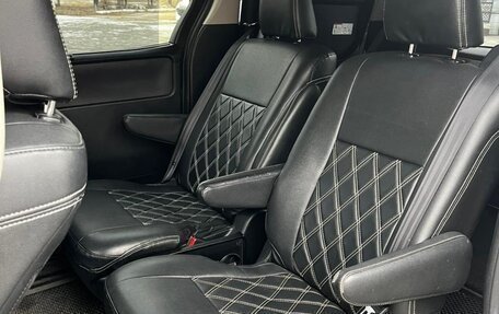Toyota Noah III, 2016 год, 2 150 000 рублей, 8 фотография