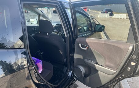 Honda Fit III, 2008 год, 770 000 рублей, 6 фотография