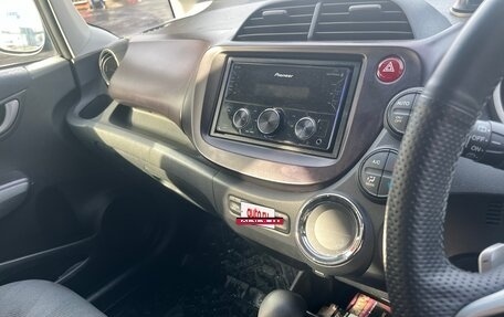 Honda Fit III, 2008 год, 770 000 рублей, 7 фотография