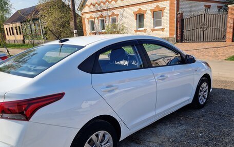 Hyundai Solaris II рестайлинг, 2020 год, 1 550 000 рублей, 3 фотография
