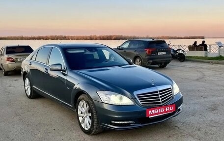 Mercedes-Benz S-Класс, 2011 год, 1 250 000 рублей, 2 фотография