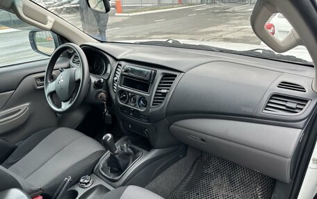 Mitsubishi L200 IV рестайлинг, 2018 год, 1 350 000 рублей, 4 фотография