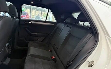 Volkswagen T-Roc I, 2023 год, 2 150 000 рублей, 19 фотография