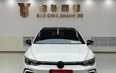 Volkswagen Golf VIII, 2023 год, 1 970 000 рублей, 3 фотография