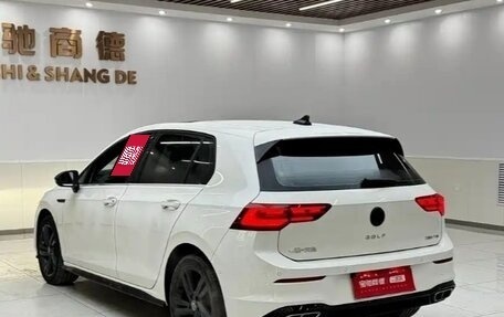Volkswagen Golf VIII, 2023 год, 1 970 000 рублей, 6 фотография