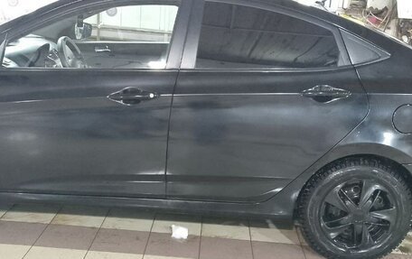 Hyundai Solaris II рестайлинг, 2011 год, 799 000 рублей, 6 фотография