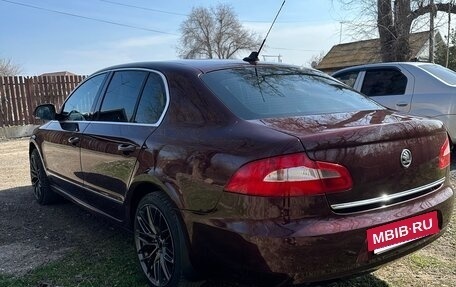 Skoda Superb III рестайлинг, 2009 год, 760 000 рублей, 5 фотография