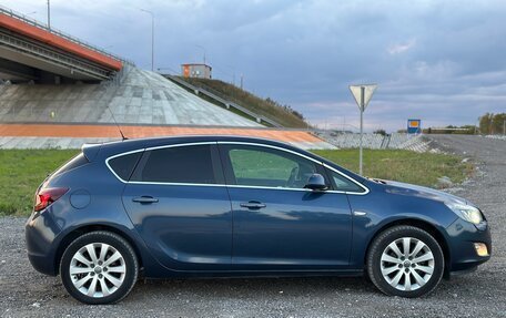 Opel Astra J, 2011 год, 654 000 рублей, 8 фотография