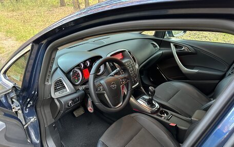 Opel Astra J, 2011 год, 654 000 рублей, 10 фотография