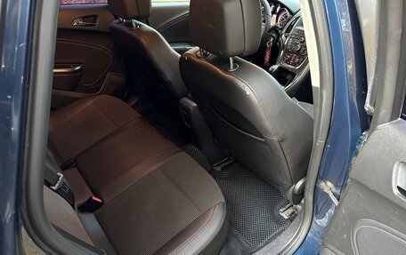Opel Astra J, 2011 год, 654 000 рублей, 12 фотография