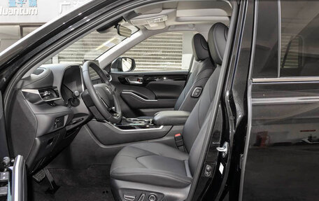Toyota Highlander, 2026 год, 4 899 000 рублей, 9 фотография