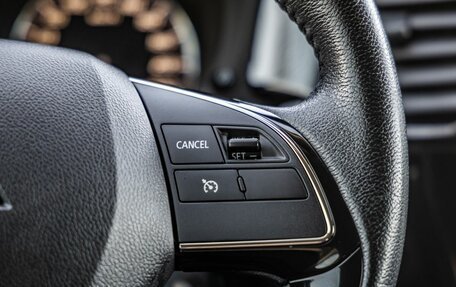 Mitsubishi Outlander III рестайлинг 3, 2018 год, 1 798 000 рублей, 18 фотография