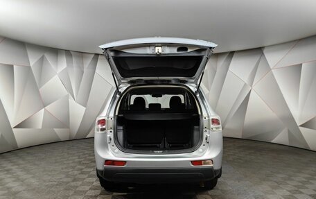 Mitsubishi Outlander III рестайлинг 3, 2013 год, 1 179 000 рублей, 12 фотография