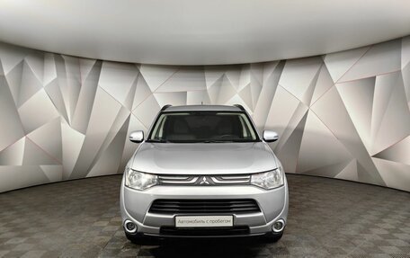 Mitsubishi Outlander III рестайлинг 3, 2013 год, 1 179 000 рублей, 7 фотография