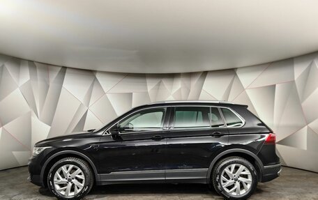 Volkswagen Tiguan II, 2021 год, 2 900 000 рублей, 5 фотография