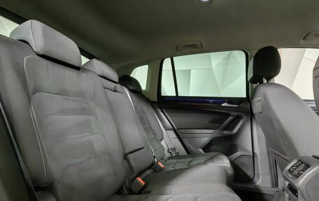 Volkswagen Tiguan II, 2021 год, 2 900 000 рублей, 16 фотография