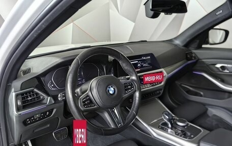 BMW 3 серия, 2021 год, 3 860 000 рублей, 12 фотография