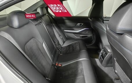 BMW 3 серия, 2021 год, 3 860 000 рублей, 14 фотография