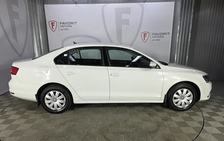 Volkswagen Jetta VI, 2015 год, 1 000 000 рублей, 4 фотография