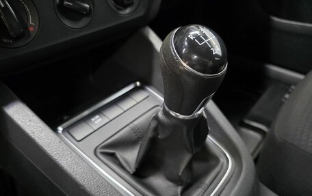 Volkswagen Jetta VI, 2015 год, 1 000 000 рублей, 13 фотография