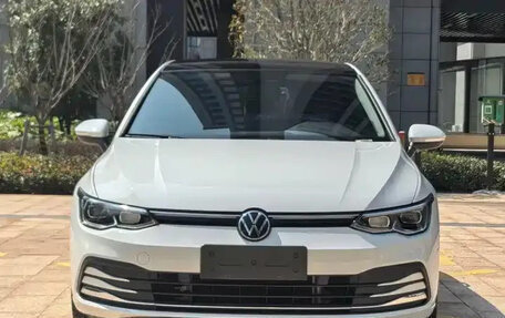 Volkswagen Golf VIII, 2023 год, 1 490 000 рублей, 2 фотография