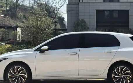 Volkswagen Golf VIII, 2023 год, 1 490 000 рублей, 7 фотография