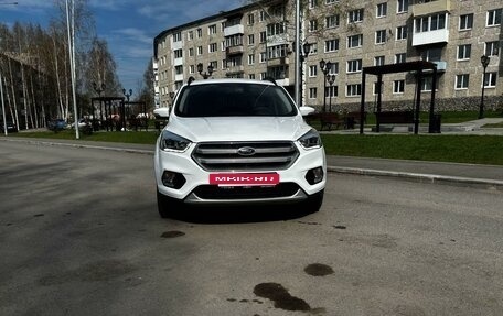 Ford Kuga III, 2017 год, 2 000 000 рублей, 3 фотография