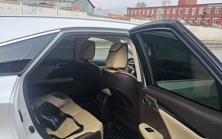 Lexus RX IV рестайлинг, 2018 год, 5 200 000 рублей, 19 фотография