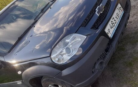 Chevrolet Niva I рестайлинг, 2013 год, 520 000 рублей, 2 фотография