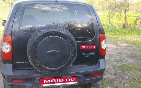 Chevrolet Niva I рестайлинг, 2013 год, 520 000 рублей, 4 фотография