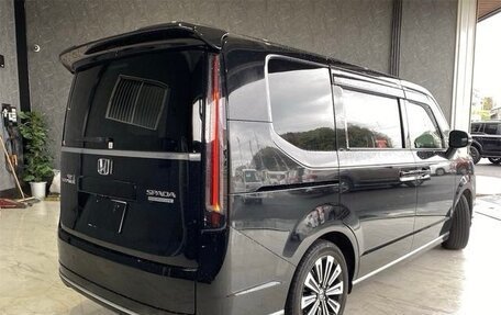 Honda Stepwgn, 2023 год, 2 500 000 рублей, 8 фотография