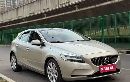 Volvo V40 II рестайлинг, 2017 год, 1 273 000 рублей, 1 фотография