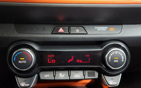 KIA Stonic, 2018 год, 1 520 000 рублей, 19 фотография