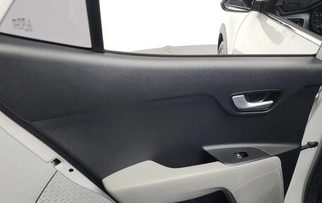 KIA Stonic, 2018 год, 1 520 000 рублей, 22 фотография