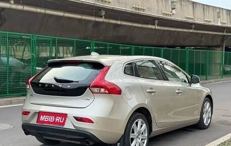 Volvo V40 II рестайлинг, 2017 год, 1 273 000 рублей, 4 фотография