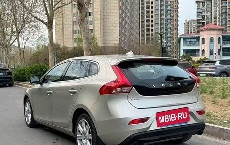 Volvo V40 II рестайлинг, 2017 год, 1 273 000 рублей, 5 фотография