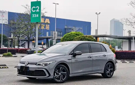 Volkswagen Golf VIII, 2023 год, 1 470 000 рублей, 1 фотография